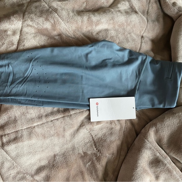 Zoned in tight - Picture 2 of 7